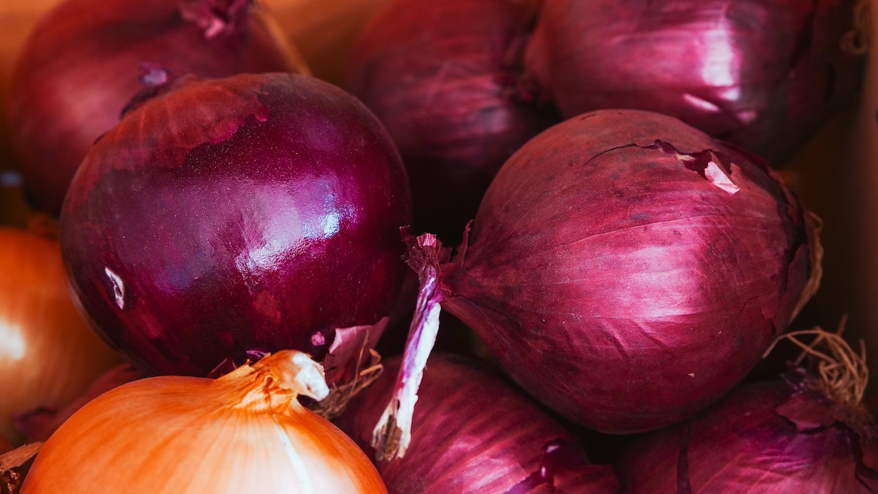 Fresh Red Onions